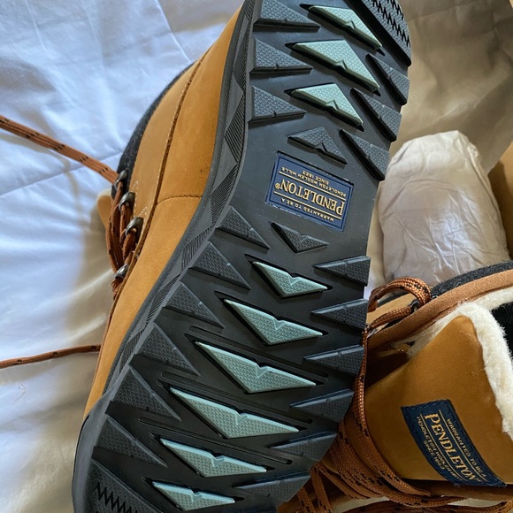 NEW IN BOX - Pendleton Wmn’s Torngat Boot - Size 9 - Picture 6 of 9